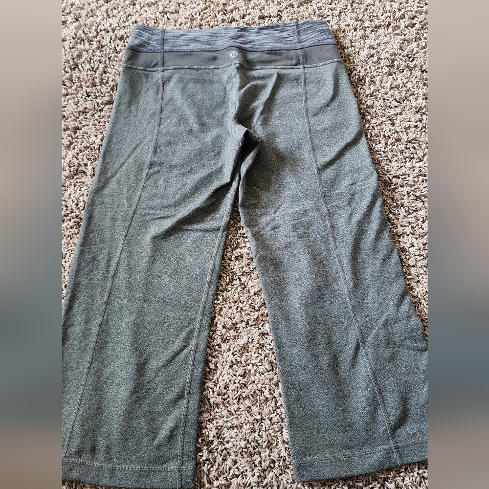 Lululemon Athletica Capri Pants - Picture 6 of 7